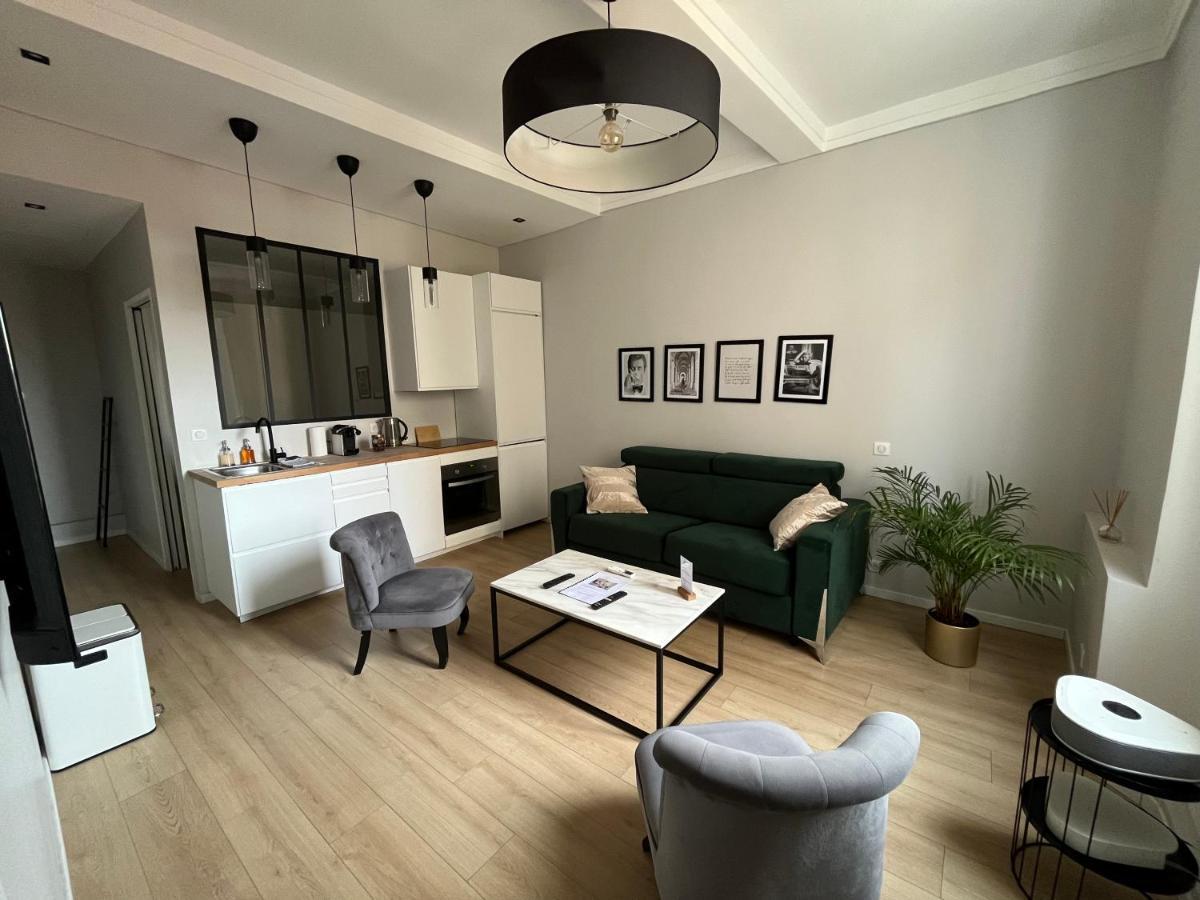 Nouveau Loft: Vieille-Ville, Musee Picasso, Marche Antibes Exterior photo